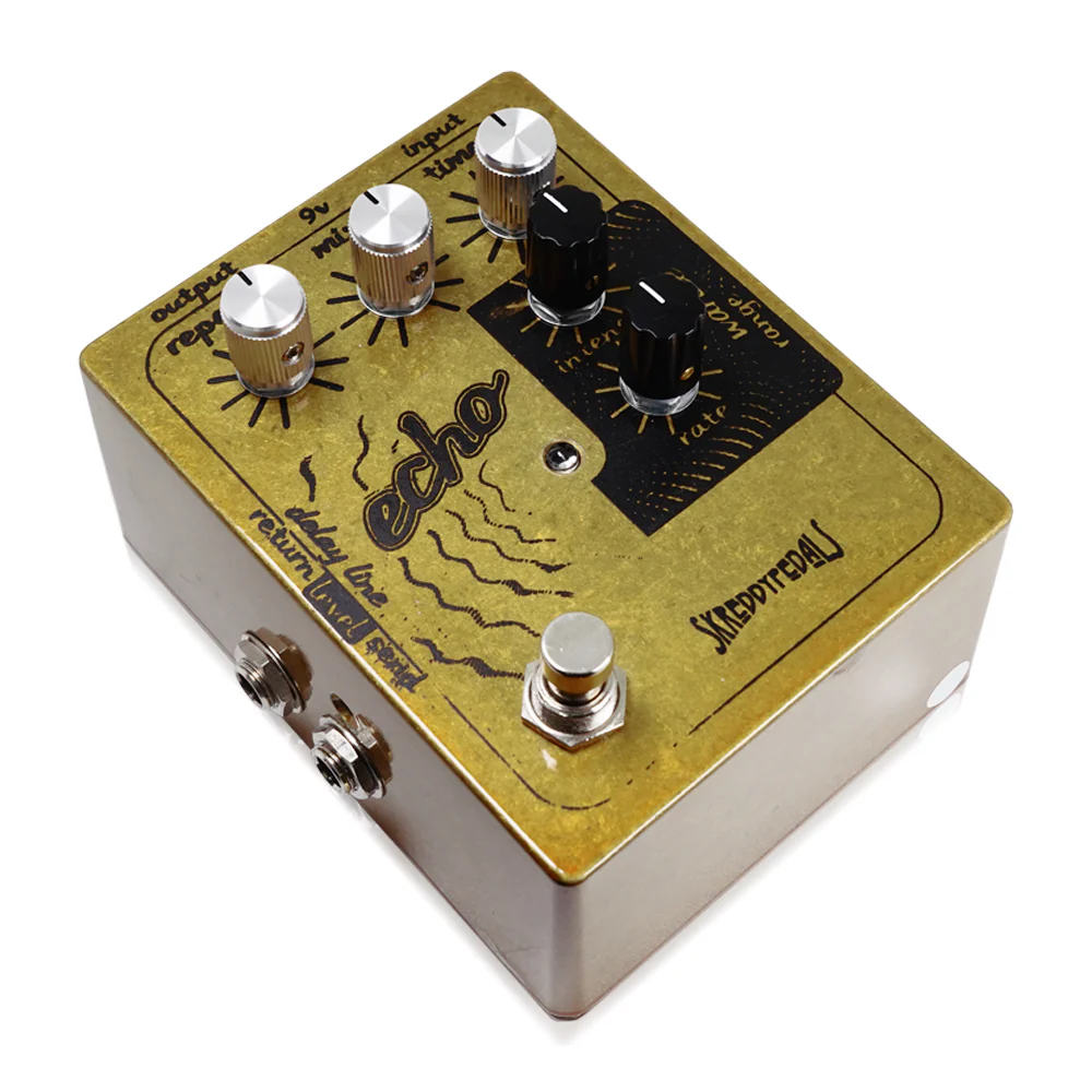 Skreddy Pedals Echo ディレイ エフェクター 斜めアングル画像