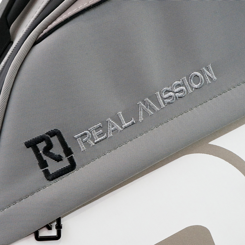 REAL MISSION(リアルミッション) Venus01-B Gray/Beige 防水 エレキベースケース・ギグケース 生地表面の質感・刺繍ロゴ