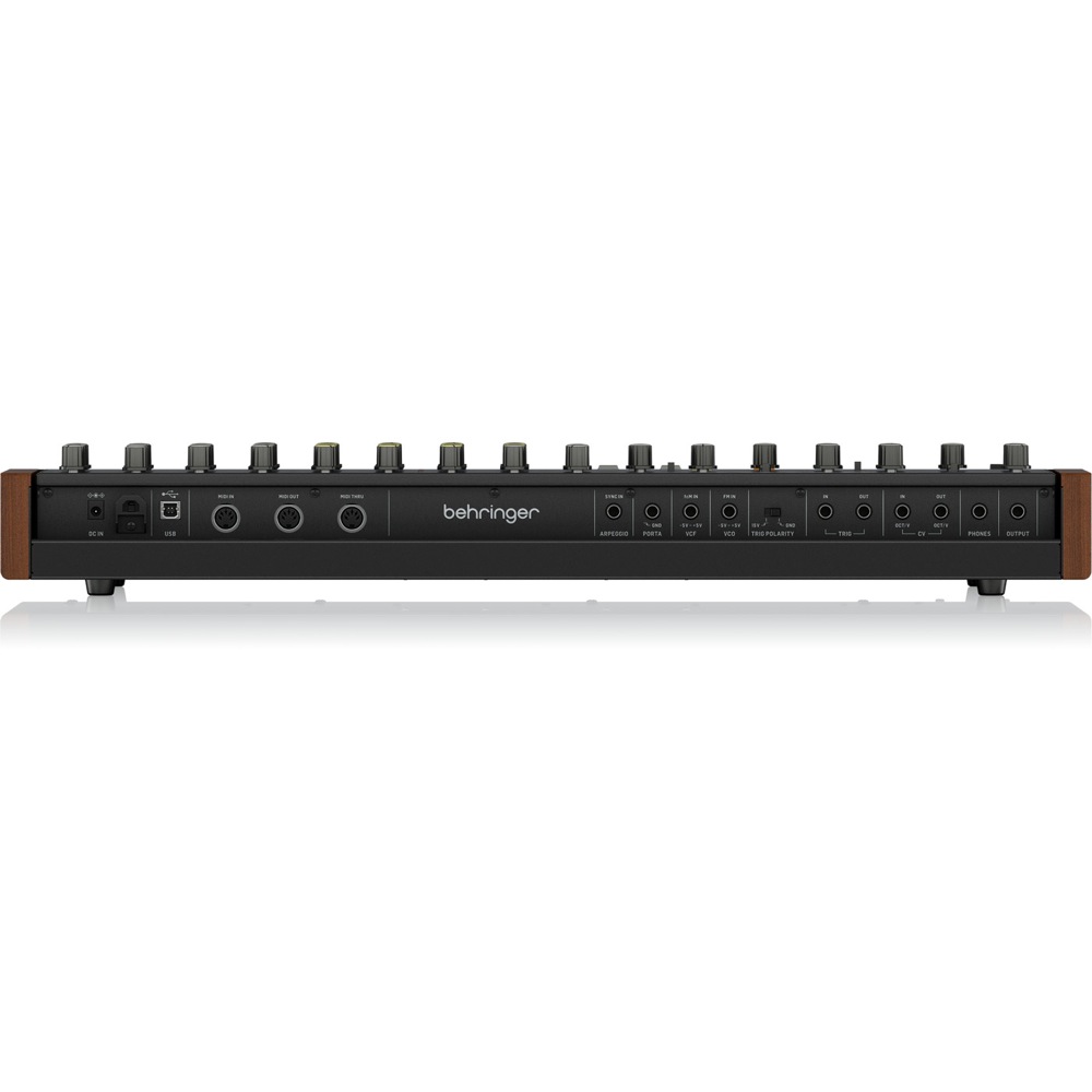 BEHRINGER MonoPoly アナログシンセサイザー 背面の画像