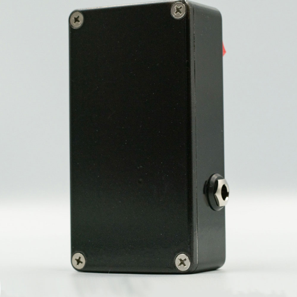 Westminster Effects WE-WF Wycliffe Fuzz ファズ ギターエフェクター ウエストミンスターエフェクツ 入出力端子部画像 背面画像
