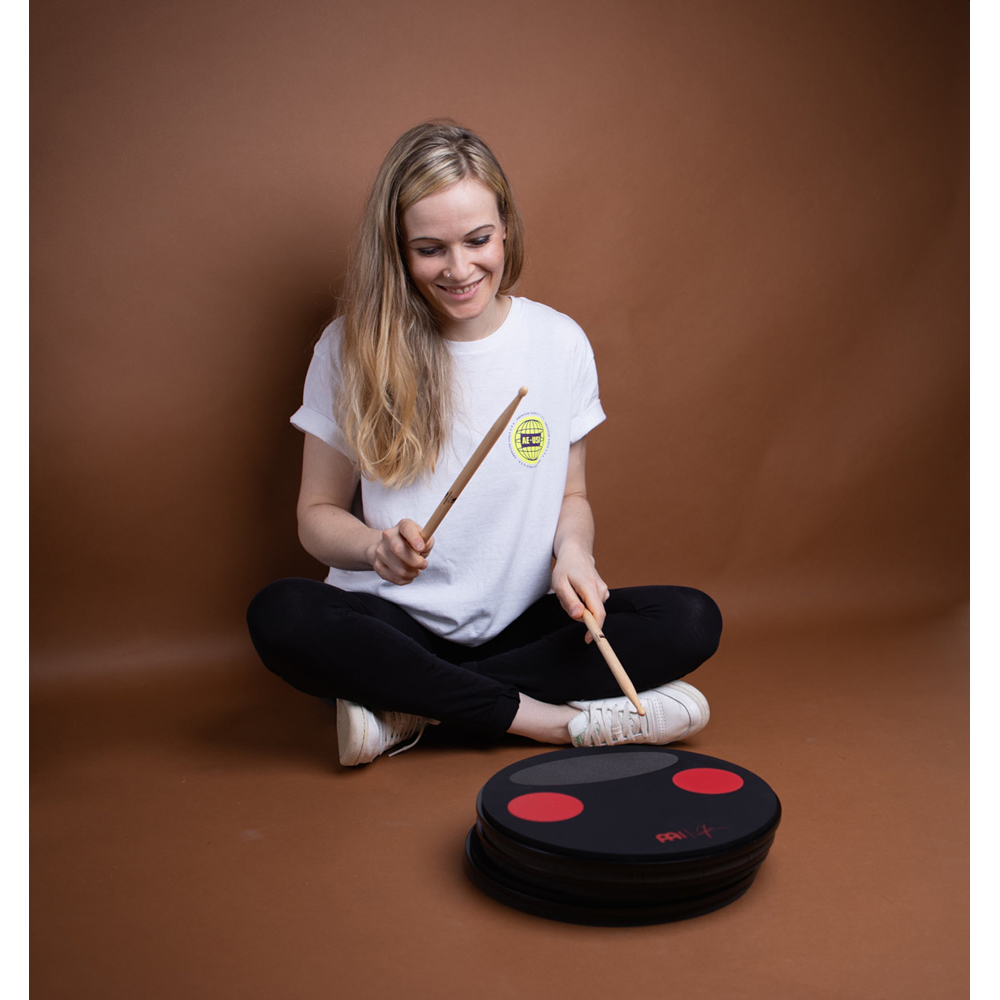 MEINL MSTP ドラム練習用パッド アニカ・ニルス・シグネチャー練習パッド 使用イメージ画像