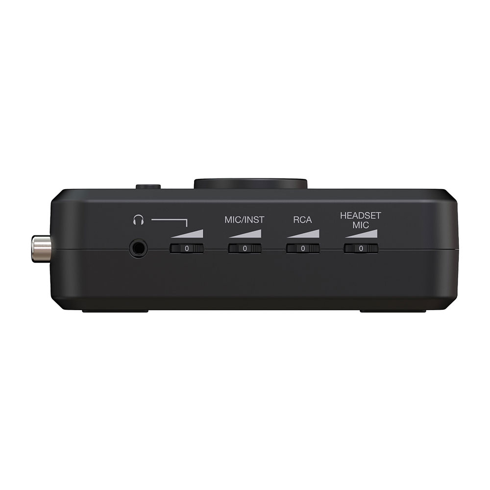 IK Multimedia iRig Stream Pro 4イン／2アウト ストリーミング配信用 オーディオインターフェース コントロール部画像 ヘッドホン接続部画像