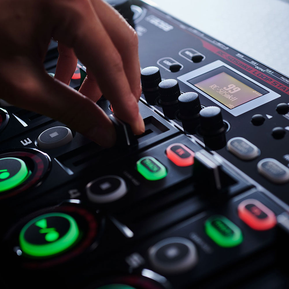 BOSS RC-505MK2 Loop Station ループステーション テーブルトップルーパー エフェクター 使用イメージ