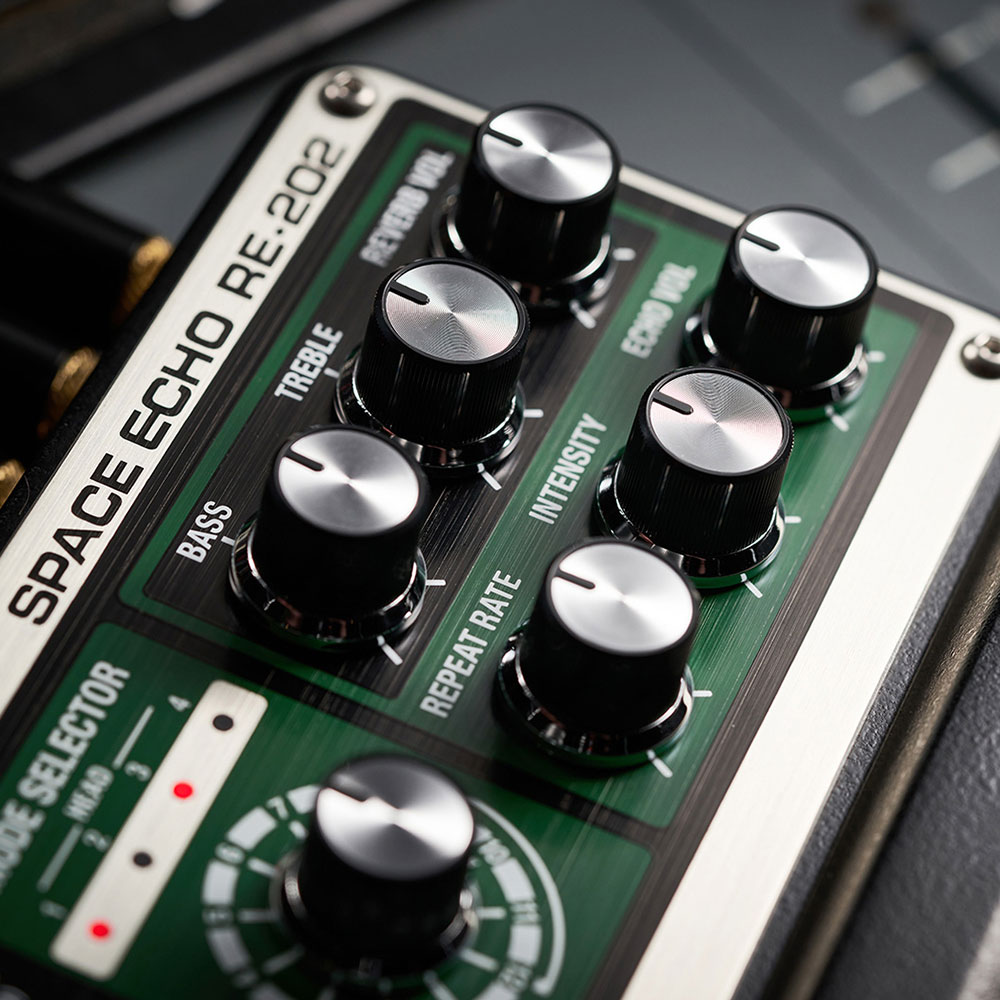 BOSS RE-202 Space Echo スペースエコー エコー ディレイ リバーブ ギターエフェクター コントロールノブ部画像