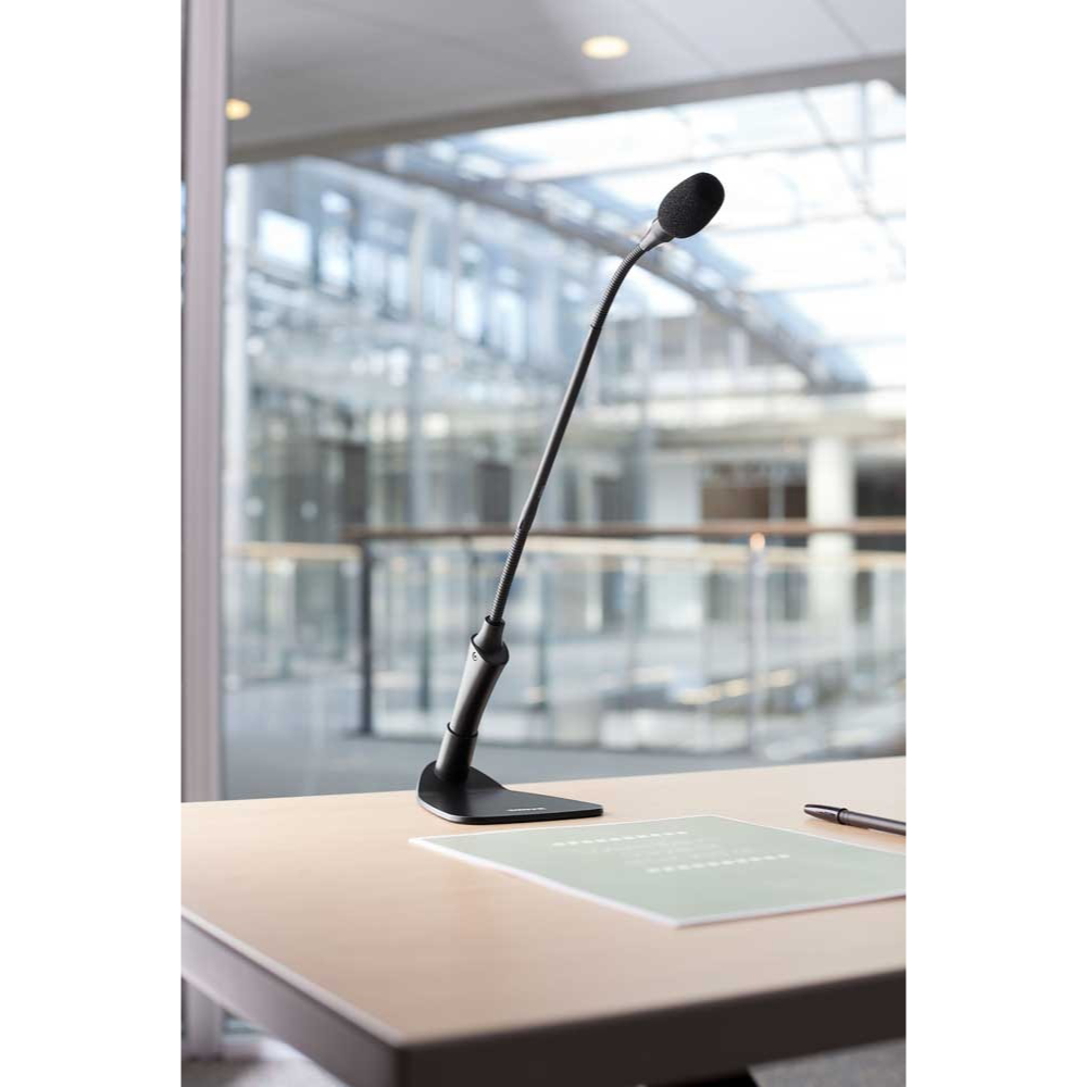 SHURE CVG18DS-B/C-X グースネックマイクロホン 46cm デスクトップモデル LED付き 使用例画像1