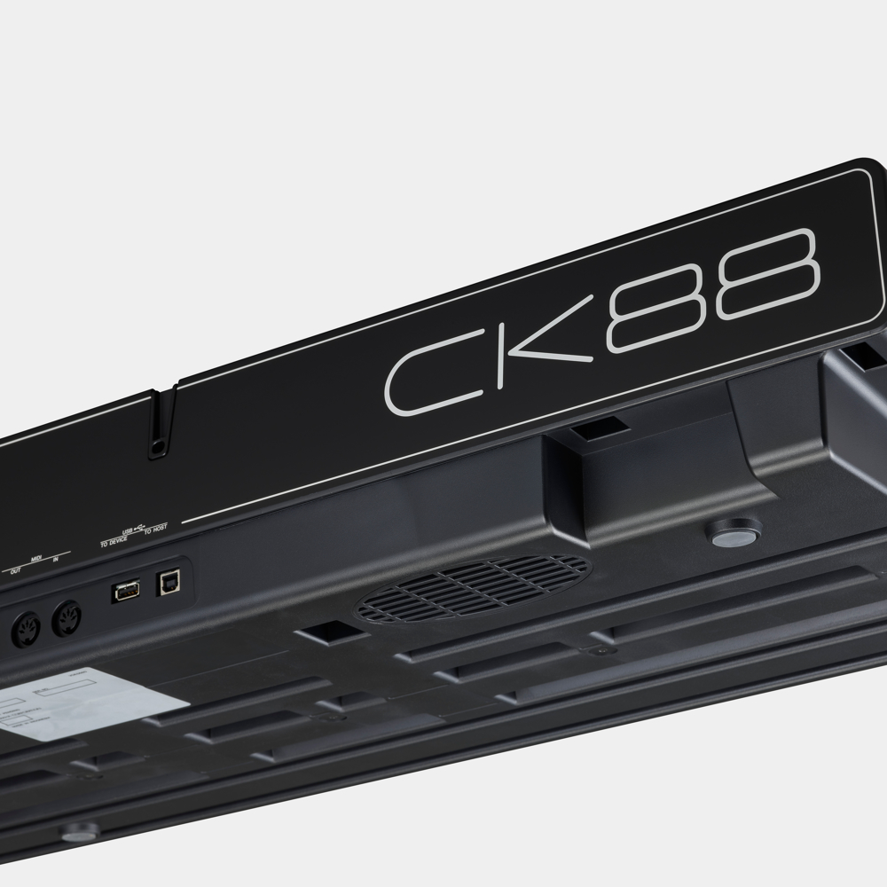 ヤマハ YAMAHA CK88 ステージキーボード シンセサイザー 裏側画像