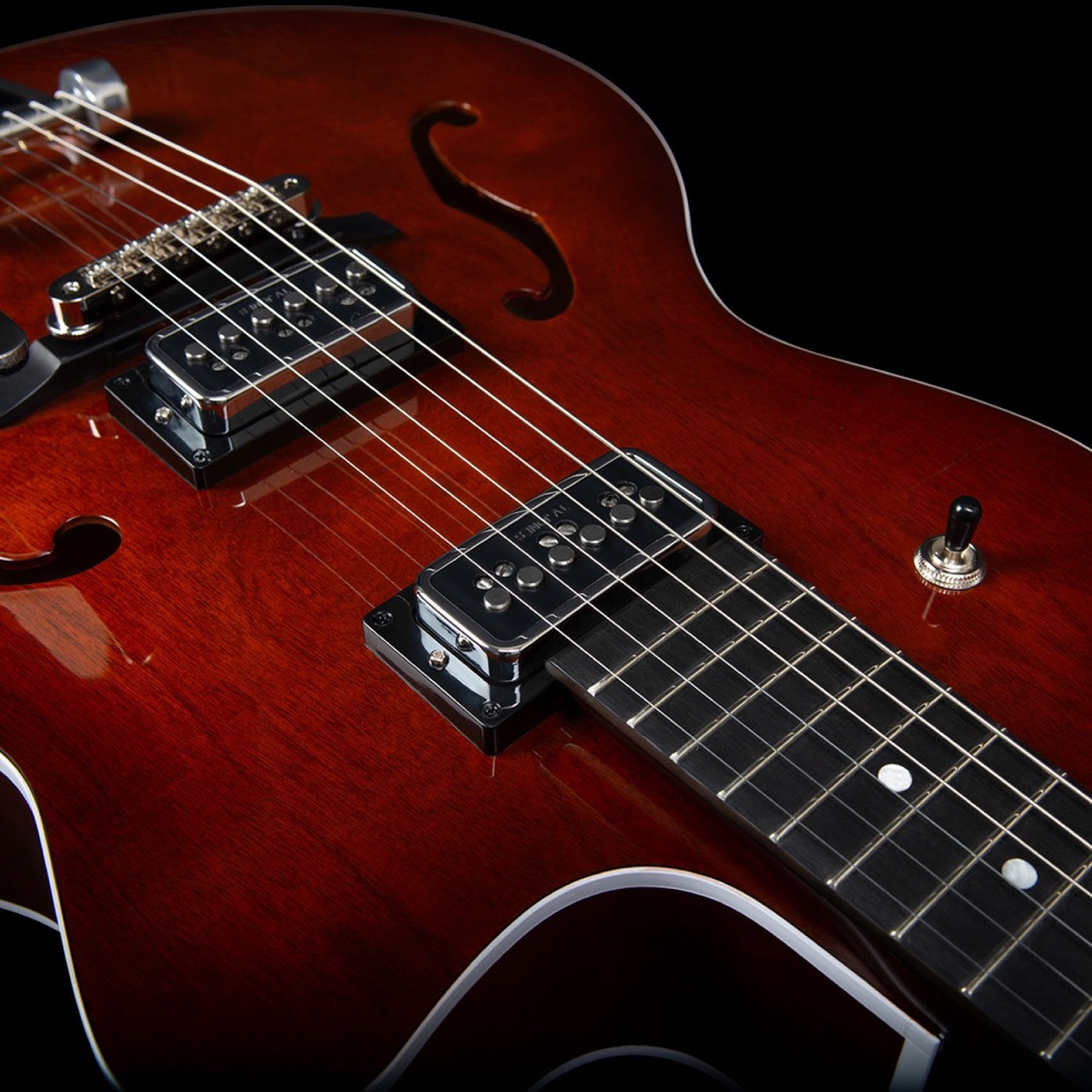 Godin ゴダン 5th Ave Uptown T-Armond Havana Burst エレキギター ピックアップ画像