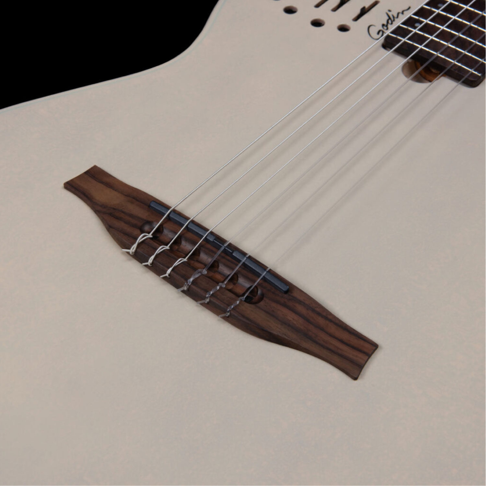 Godin ゴダン Multiac Mundial Ozark Cream ナイロンギター ブリッジ画像