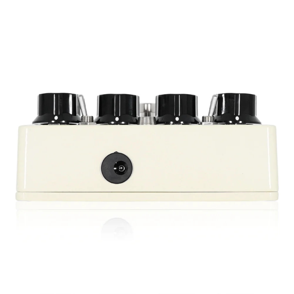 Red Witch Pedals Empress Deus Chorus コーラス ギターエフェクター DCジャック側サイド