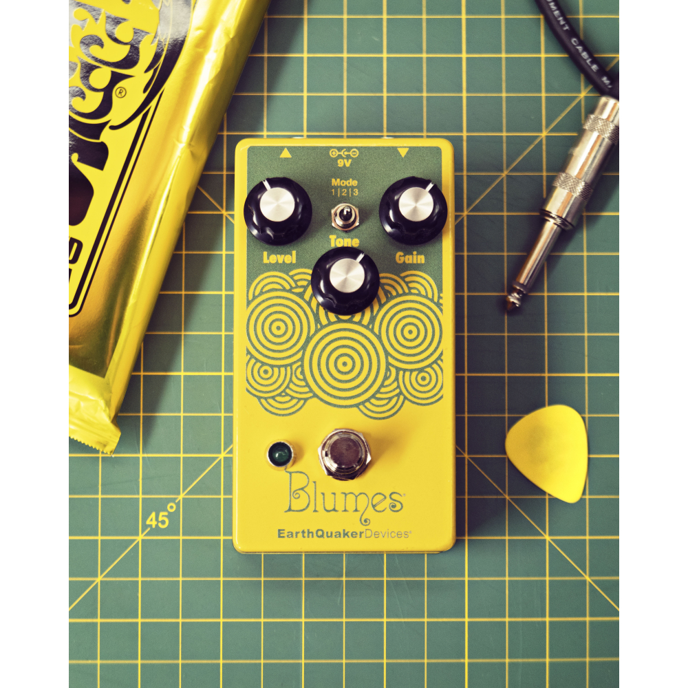 EarthQuaker Devices アースクエイカーデバイセス EQD Blumes ベース用オーバードライブ イメージ画像