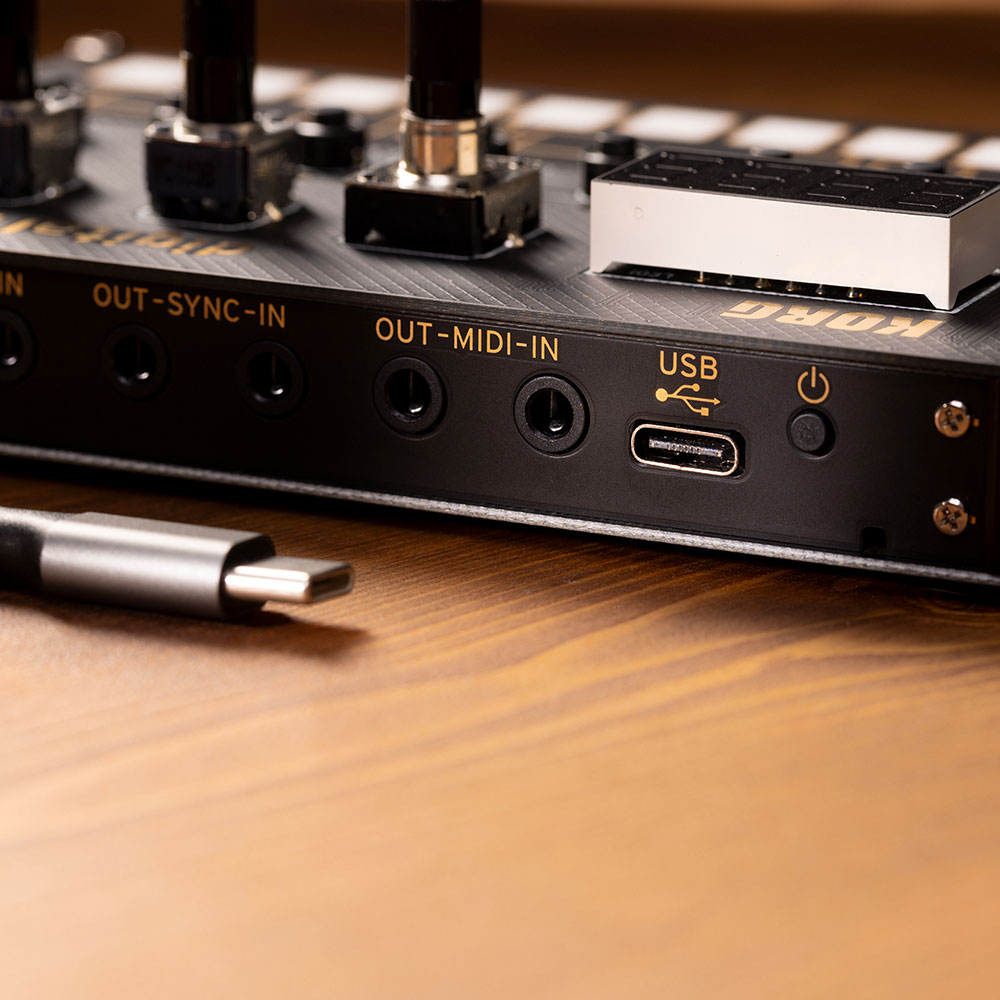 コルグ シンセサイザー 組み立てキット KORG NTS-1 digital Kit mkII DIYシンセキット Programmable Synthesizer Kit イメージ画像