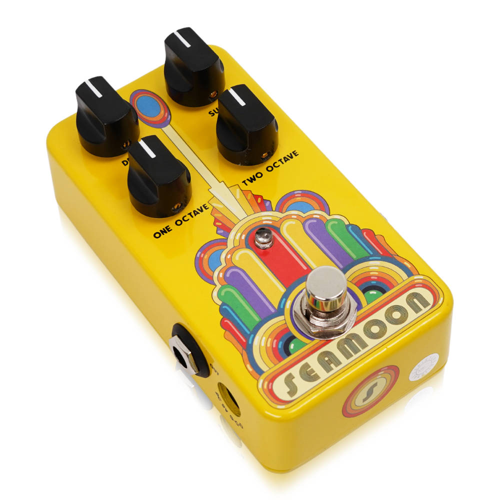 Seamoon FX Seamoon Octatron ベース用オクターバー ベースエフェクター フットスイッチ側サイドからのアングル