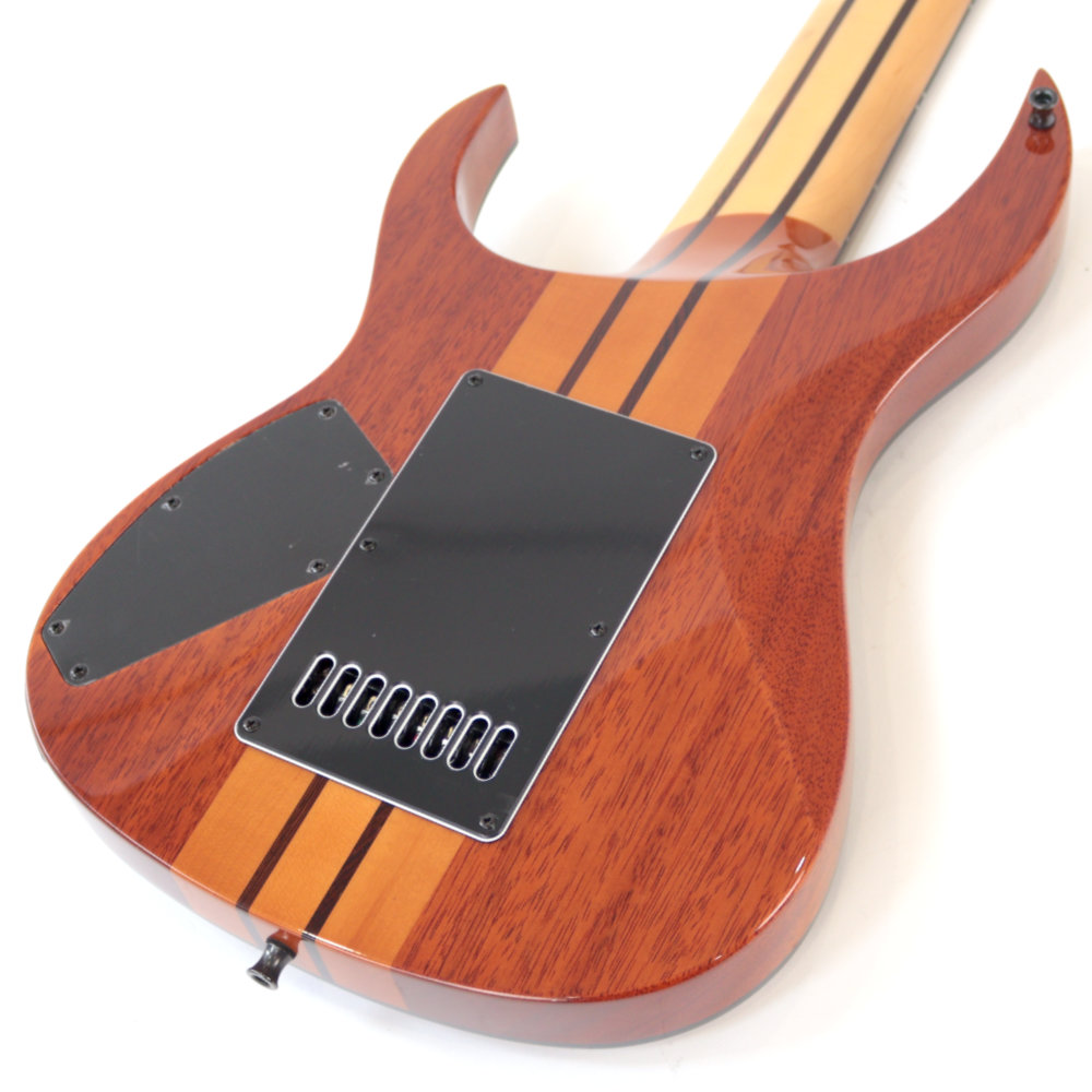 【訳あり】アウトレット B.C.Rich SHREDZILLA 8 PROPHECY ARCHTOP WITH EVERTUNE English Walnut 8弦エレキギター ボディバック
