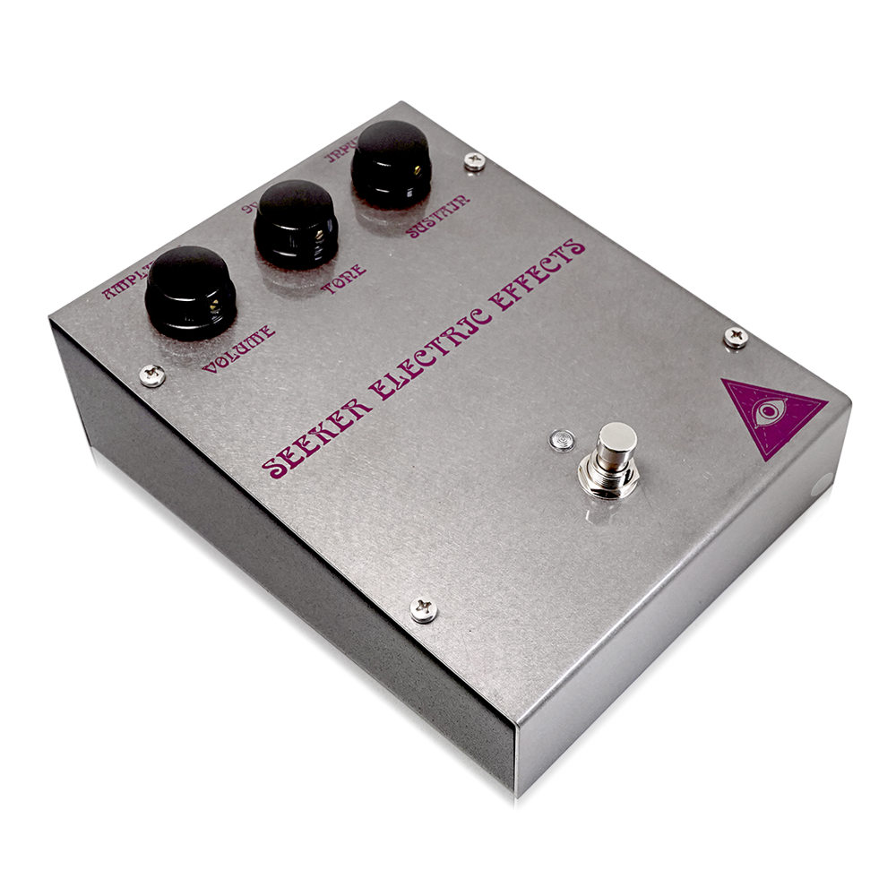 Seeker Electric Effects シーカーエレクトリックエフェクツ Vintage Custom Series RAM ファズ ギターエフェクター 斜めアングル画像
