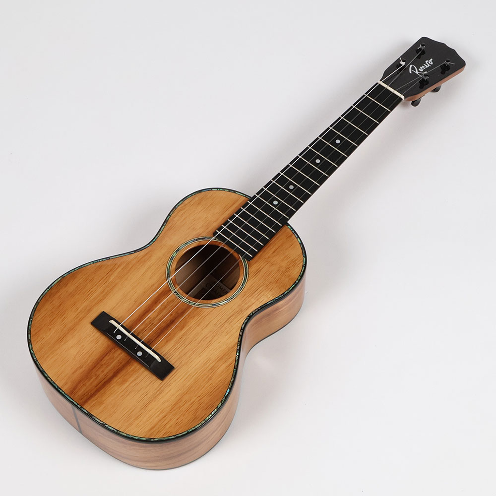 【訳あり】アウトレット ROMERO CREATIONS Romero Signature Tenor Premium Koa Low-G テナーウクレレ 全体
