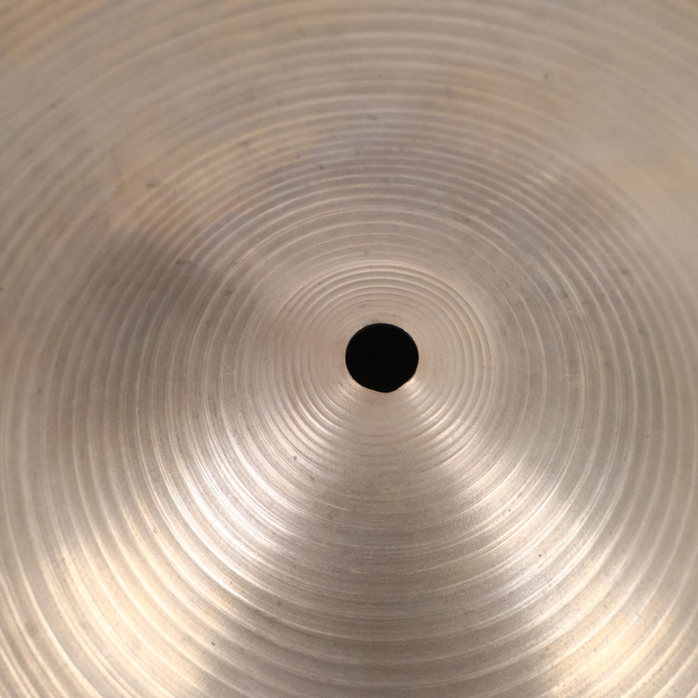 【中古】 ドラムシンバル ジルジャン ZILDJIAN A Zildjian 20インチ ドラムシンバル 取り付け穴画像