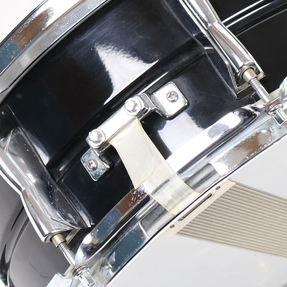 【中古】 スネアドラム ヤマハ YAMAHA SD2075B Seamless Black Steel Shell 14x5.5 Made in Japan 側面