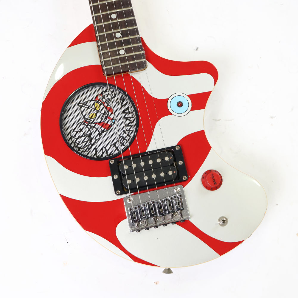 【中古】 エレキギター ミニギター スピーカー内蔵 Fernandes ZO-3 UBB (Ultraman Bubble Beam) ウルトラマンZO3 フェルナンデス ぞーさん 詳細画像