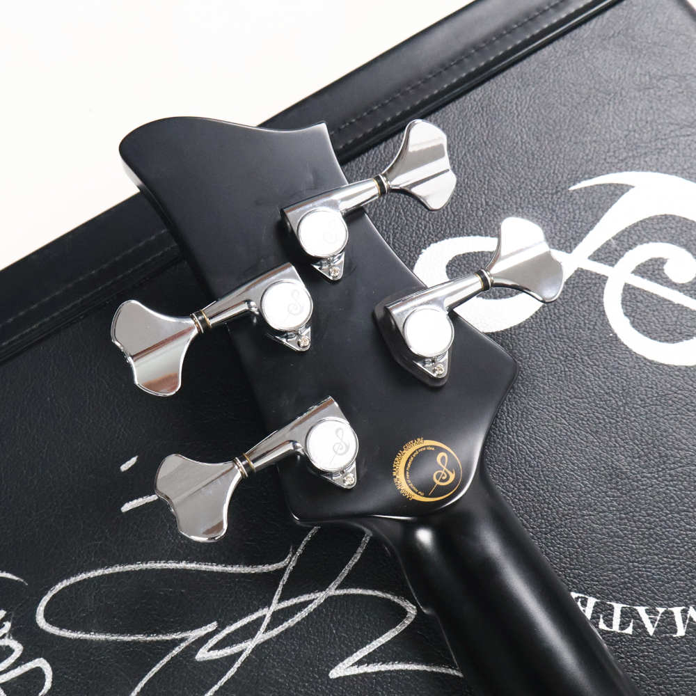 【中古】SAGO サゴ Custom Model RIO Mary’s Blood 2019年製 エレキベース メンバー全員の直筆サイン入り ヘッド裏画像