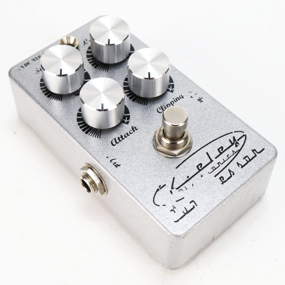 【中古】 コンプレッサー Keeley Electronics C4 compressor ギターエフェクター 本体画像 斜め 2