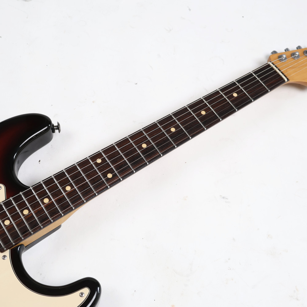 【中古】 エレキギター Suhr Guitars Classic Rosewood FingerBoard 3Tone Burst SSH 2005年製 Kenny Ginサイン有り 美品3.48kg サー クラシック 指板