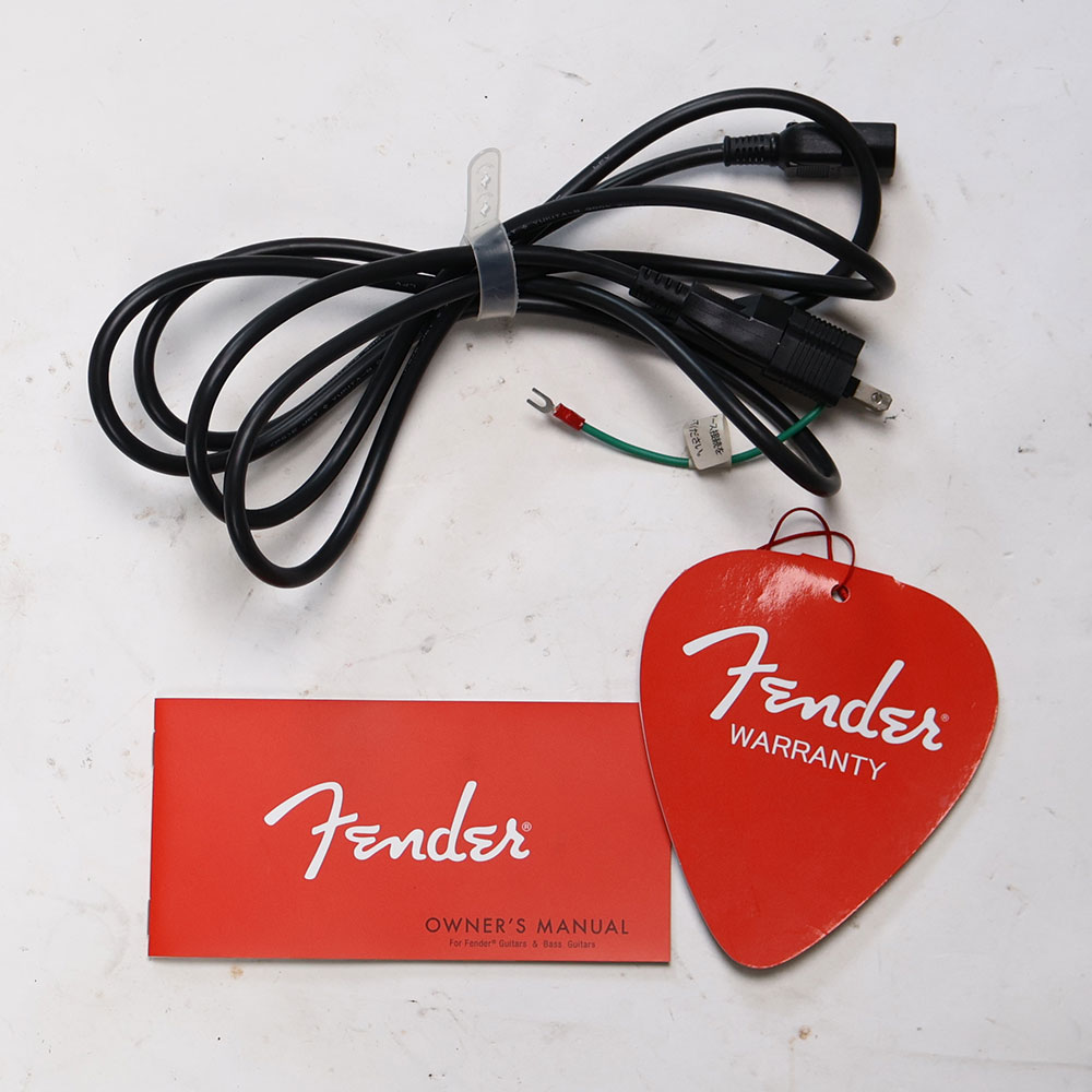 【中古】 ギターコンボアンプ FENDER Champion 100 付属品