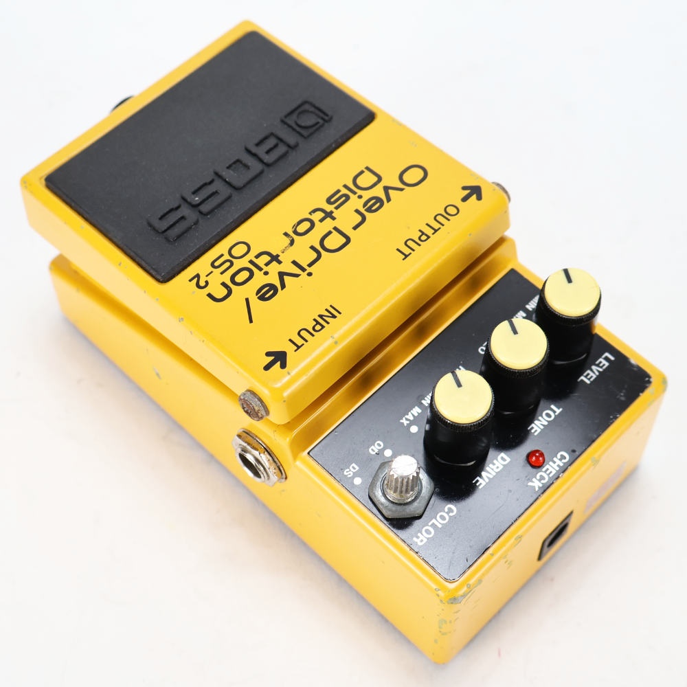 【中古】オーバードライブ ディストーション エフェクター BOSS OS-2 OverDrive Distortion ギターエフェクター 本体画像 斜め 