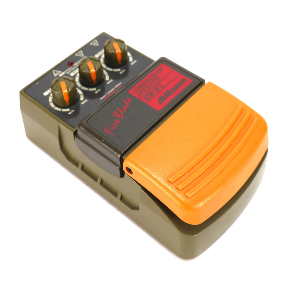 【中古】 コンプレッサー エフェクター MAXON CP-F1 COMPRESSOR ギターエフェクター 斜めアングル画像