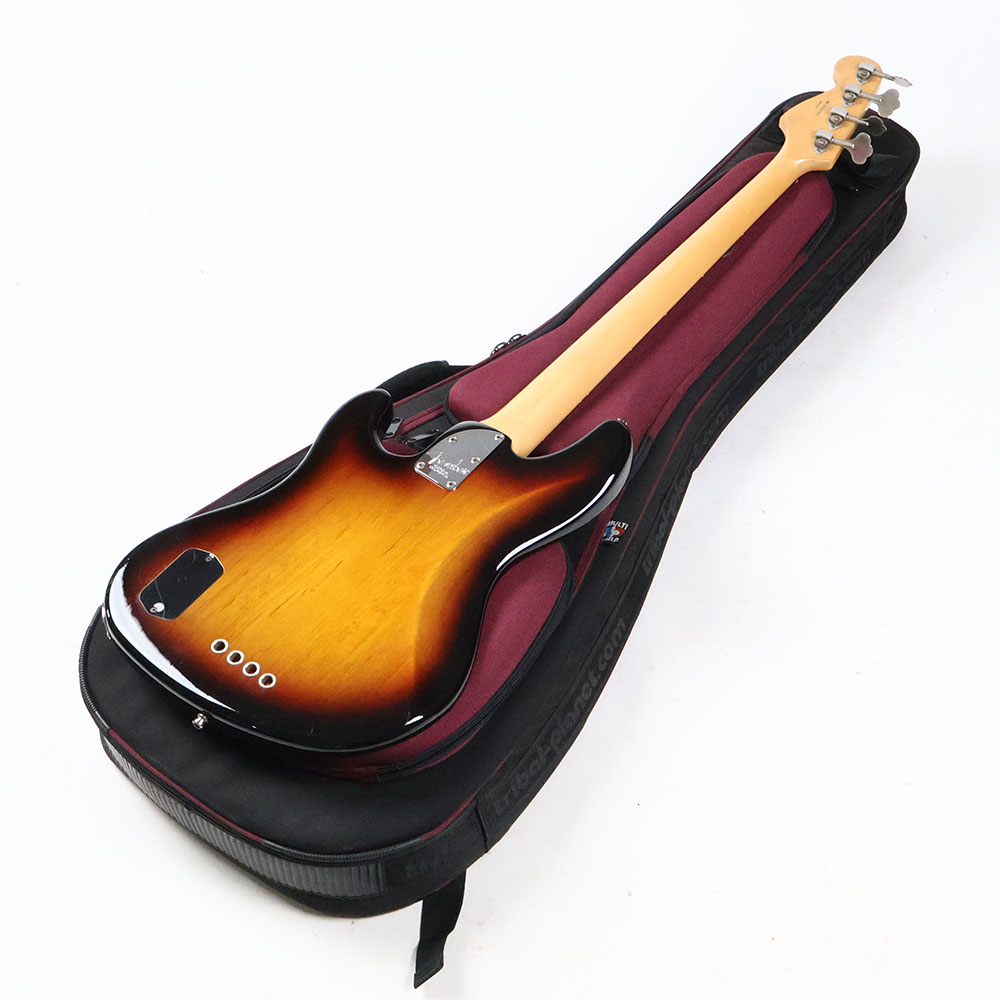 【中古】FENDER フェンダー USA AMERICAN DELUXE JAZZ BASS 3CS MOD. 2007年製 アメリカン デラックス ジャズベース エレキベース 改造あり 背面