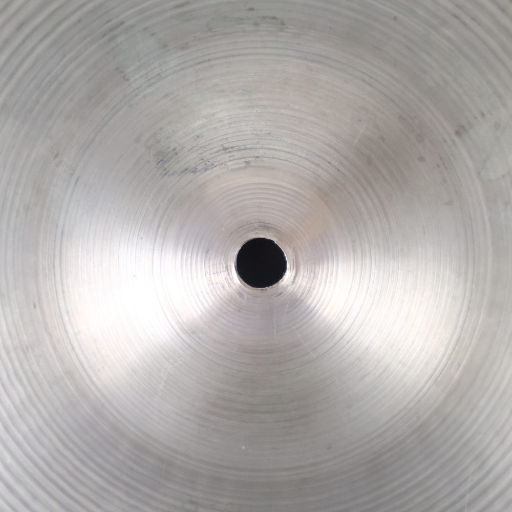 【中古】 ボトムのみ ハイハットシンバル ジルジャン ZILDJIAN A Zildjian NEW BEAT HIHAT BOTTOM 14インチ 取り付け穴画像