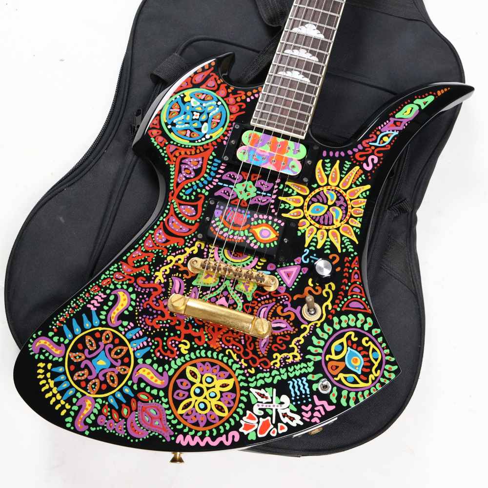 【中古】  エレキギター FERNANDES Burny MG-145X hideモデル サイケデリックペイント フェルナンデス バーニー ボディ画像 