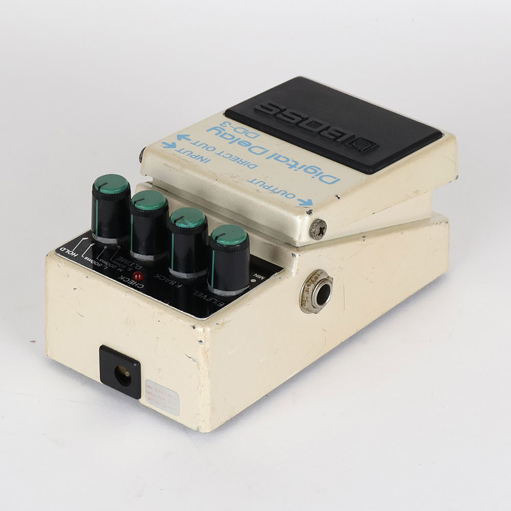 【中古】 デジタルディレイ エフェクター BOSS DD-3 Digtal Delay  MADE IN JAPAN ギターエフェクター ディレイ 全体