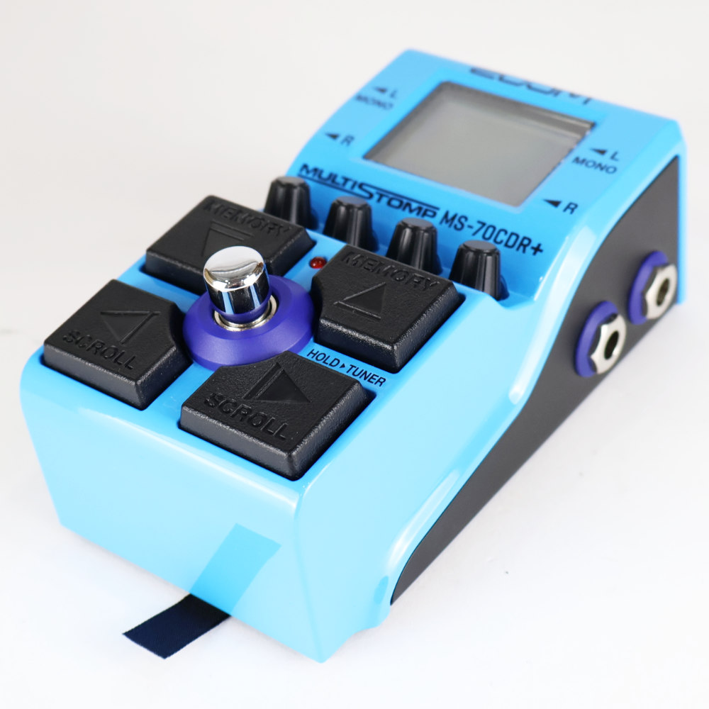 【中古】 ZOOM MS-70CDR+ MultiStomp ギター マルチエフェクター 空間系エフェクトを中心とした149種類を搭載 本体画像 斜め 