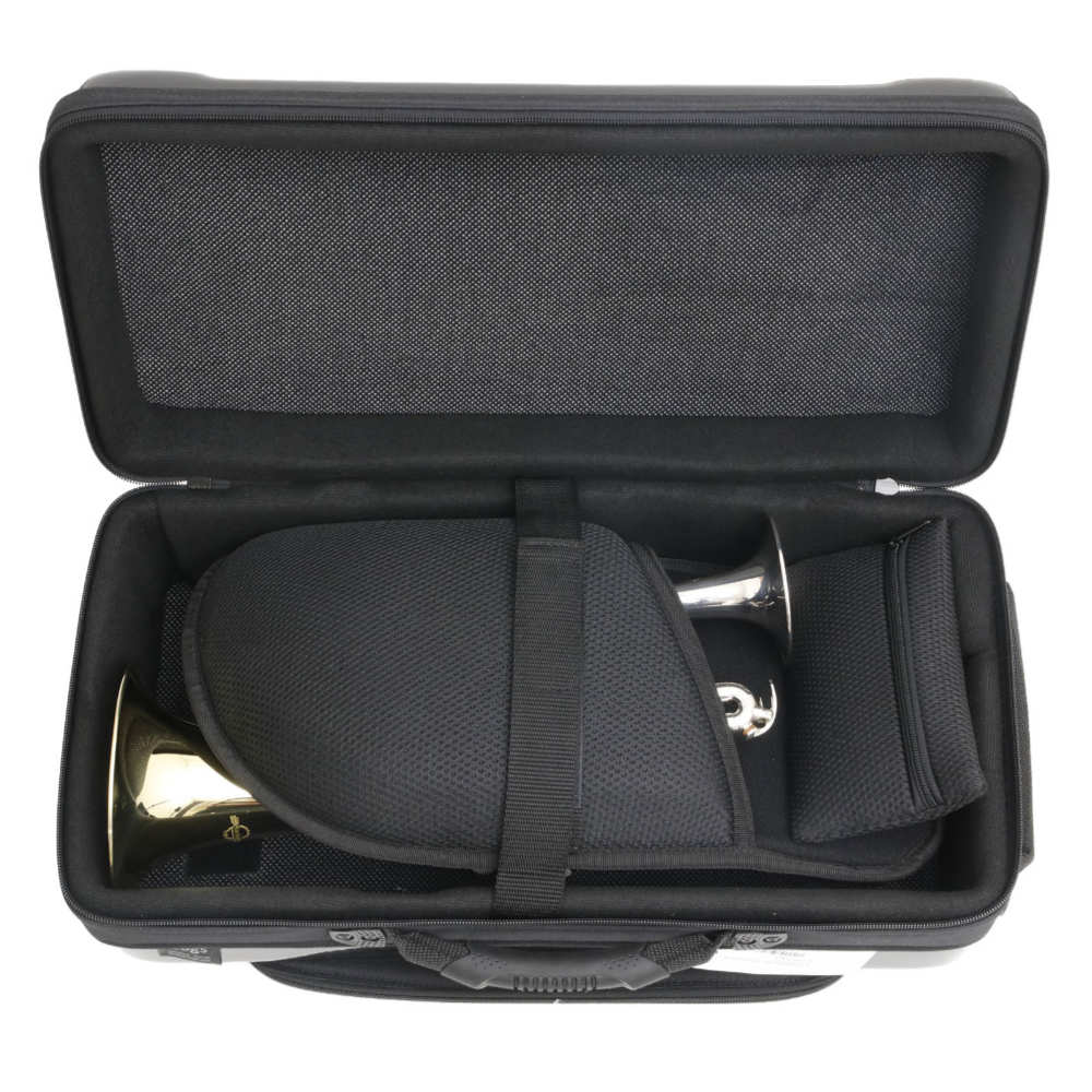 bags バッグス EC3TRM M-RED マルチトランペットケース 管楽器ケース 使用例画像3