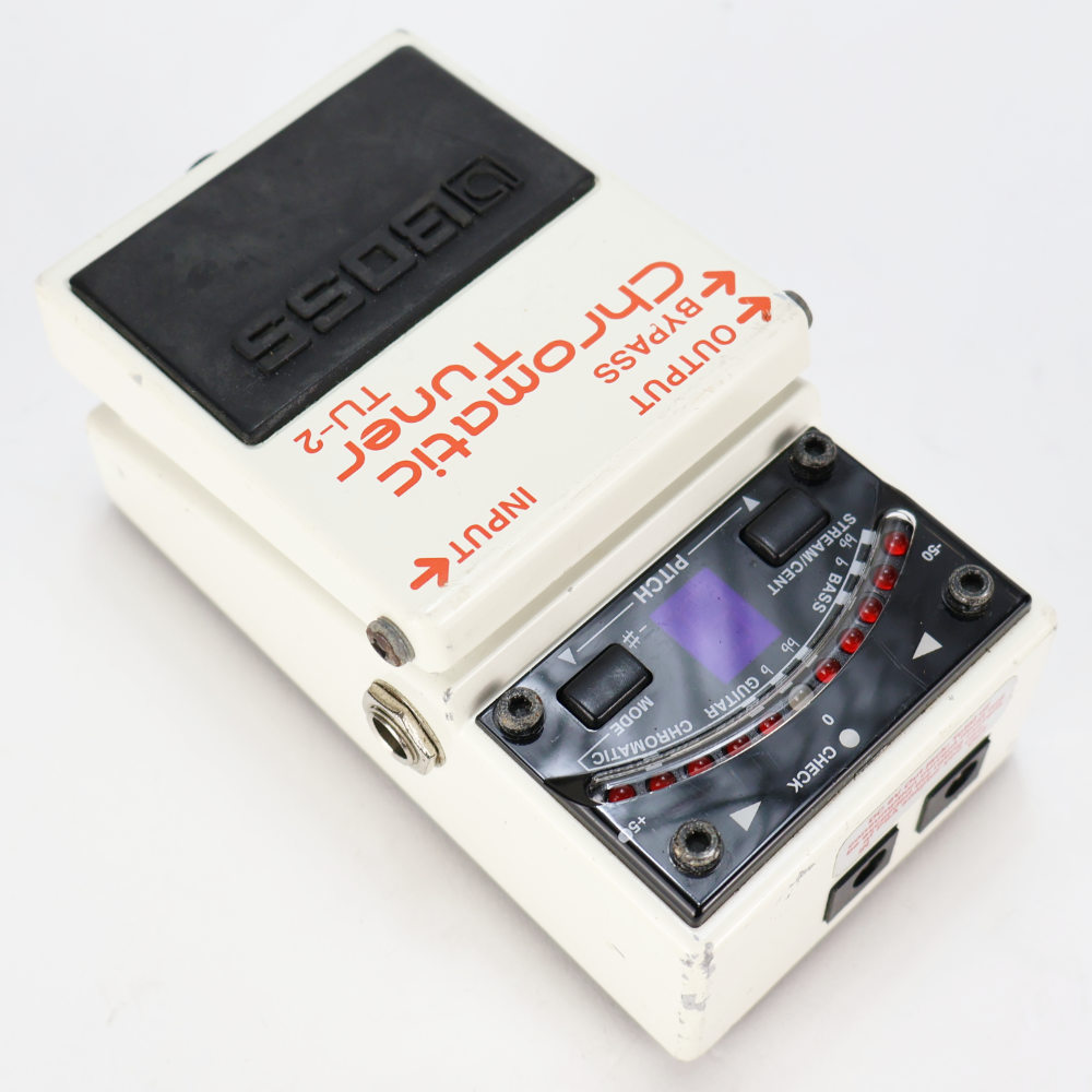 【中古】 クロマチックチューナー エフェクター BOSS TU-2 Chromatic Tuner ペダルチューナー 本体画像 斜め