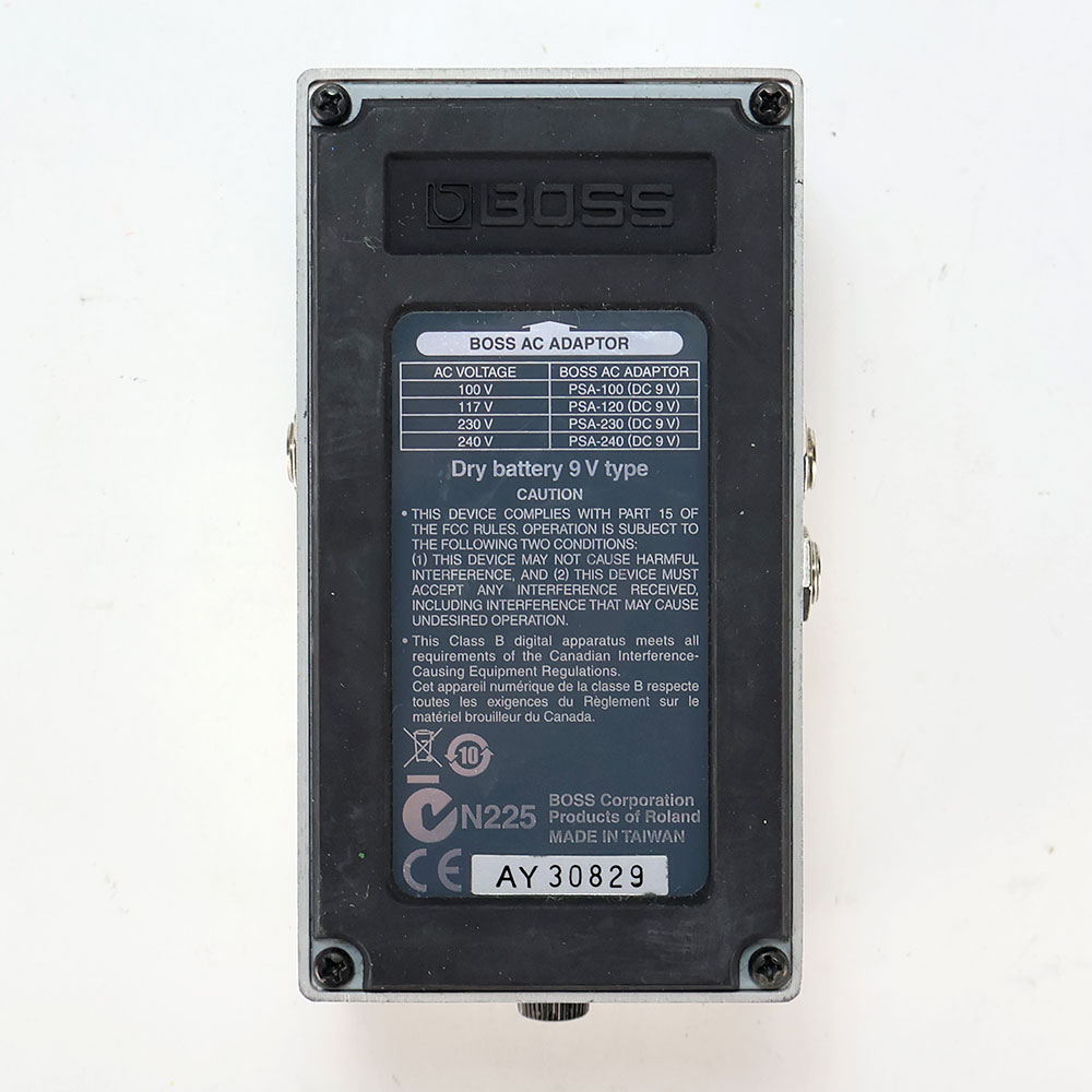 【中古】 クロマチックチューナー エフェクター BOSS TU-2 Chromatic Tuner ペダルチューナー 裏面