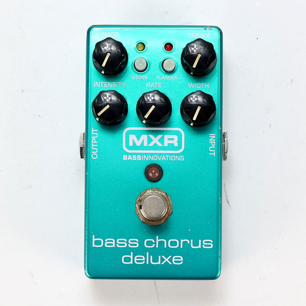 【中古】 ベース用コーラスエフェクター MXR M83 BASS CHORUS DLX
