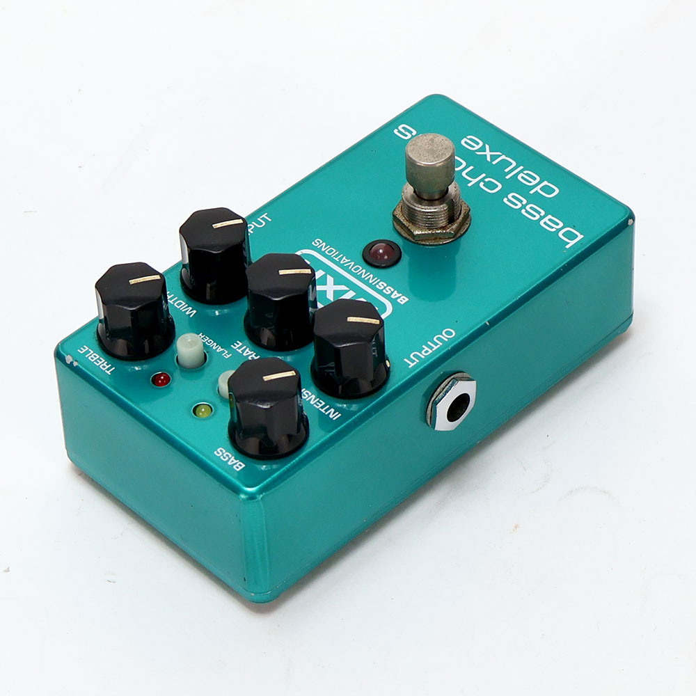 【中古】 ベース用コーラスエフェクター MXR M83 BASS CHORUS DLX 全体
