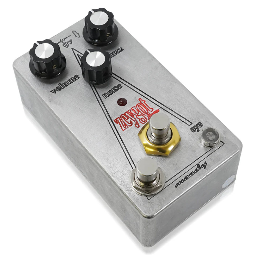 Moody Sounds Zeygot Fuzz ファズ エフェクター 本体画像 斜め 